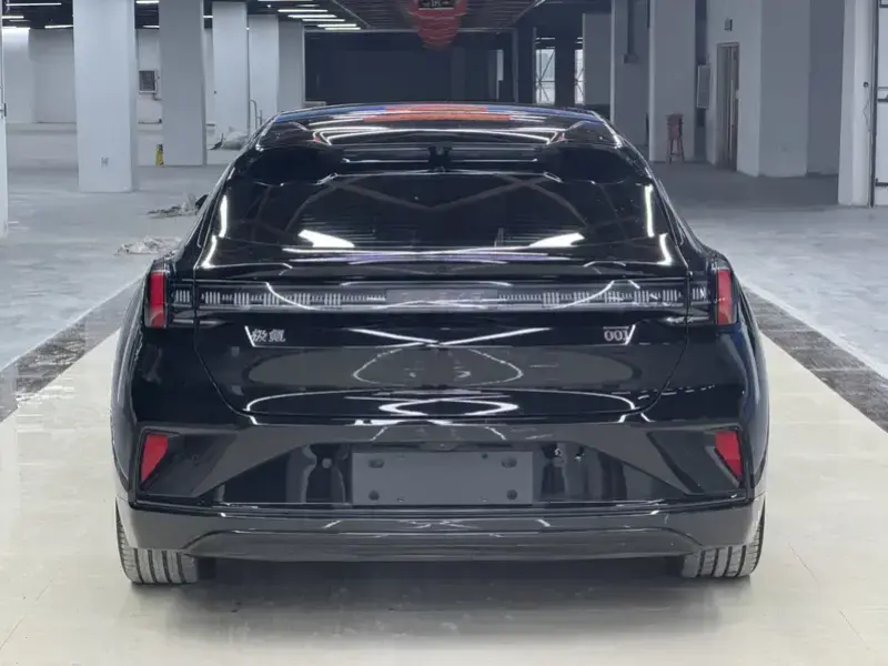 2024 Zeekr 001 с пробегом 55 000 км