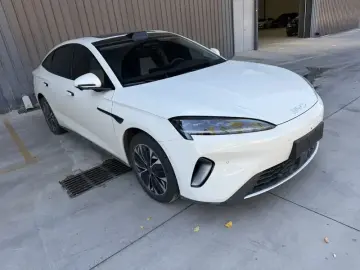 2026 BYD Seal 07 с пробегом 3 500 км
