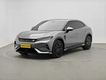 2025 BYD Song L с пробегом 25 200 км
