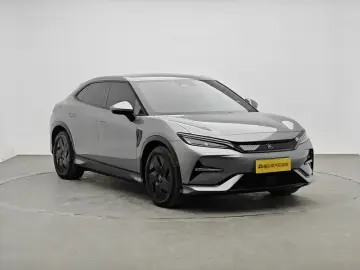 2025 BYD Song L с пробегом 25 200 км