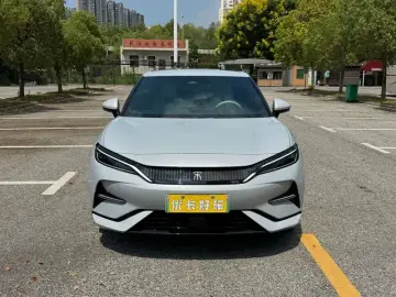 2024 BYD Song L с пробегом 12 100 км