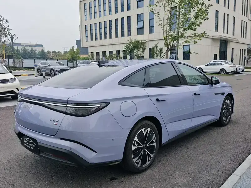 2026 BYD Seal 07 с пробегом 5 400 км