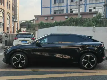2025 BYD Song L с пробегом 35 000 км