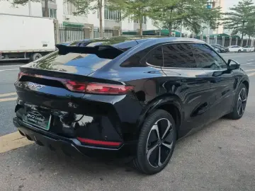 2025 BYD Song L с пробегом 35 000 км