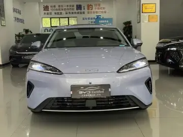 2026 BYD Seal 07 с пробегом 4 000 км