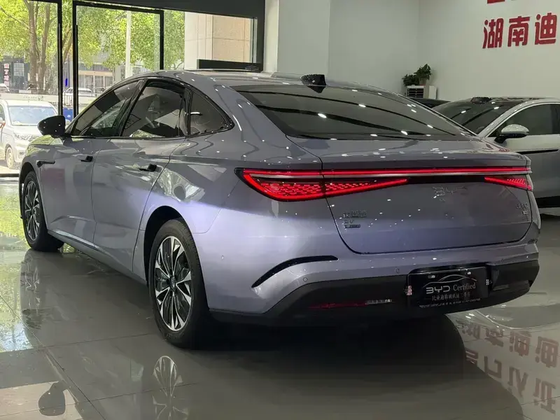2026 BYD Seal 07 с пробегом 4 000 км