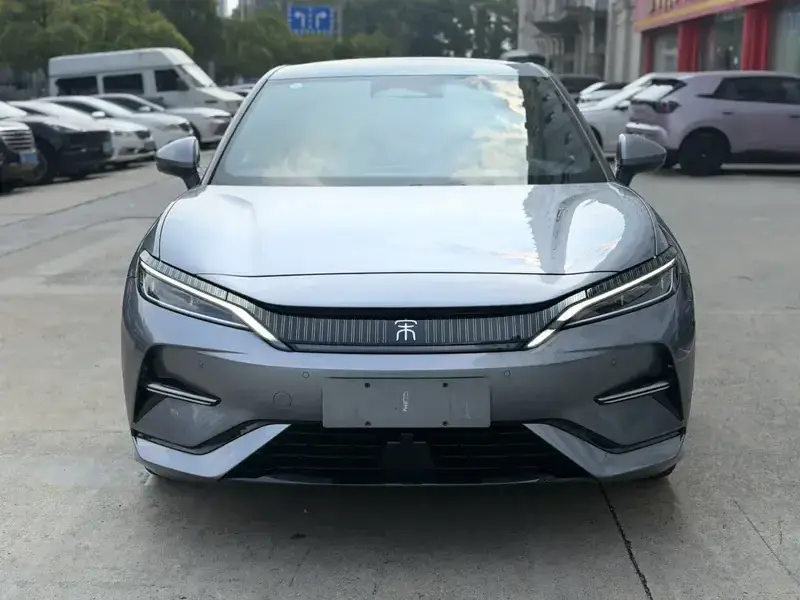 2024 BYD Song L с пробегом 43 000 км