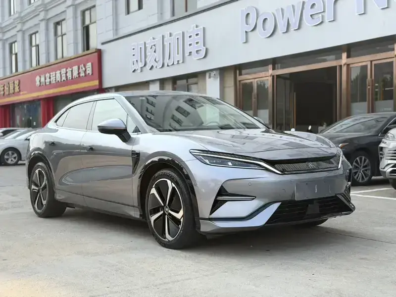 2024 BYD Song L с пробегом 43 000 км