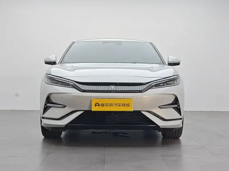 2024 BYD Song L с пробегом 35 800 км