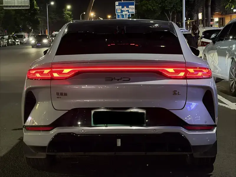 2024 BYD Song L с пробегом 61 000 км