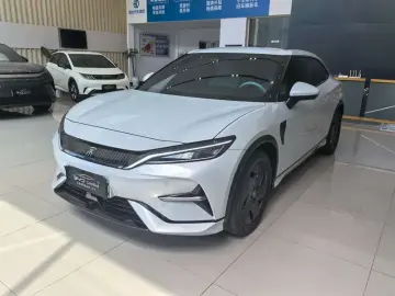 BYD Song L