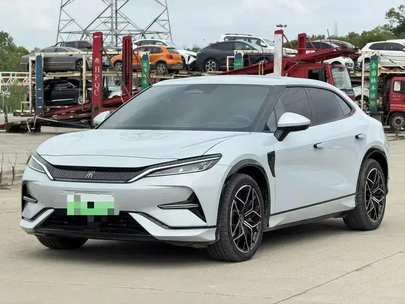 2024 BYD Song L с пробегом 43 000 км
