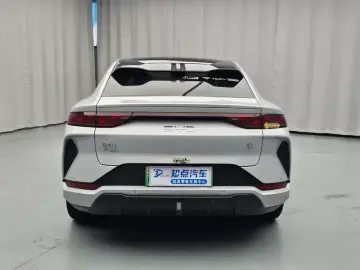 2024 BYD Song L с пробегом 22 000 км