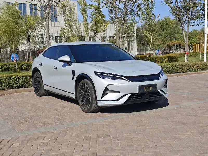 2025 BYD Song L с пробегом 1 000 км