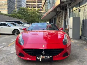 2015 Ferrari California с пробегом 69 000 км