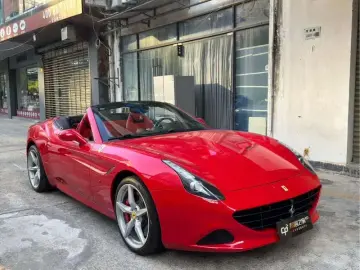 2015 Ferrari California с пробегом 69 000 км