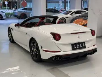 2015 Ferrari California с пробегом 39 000 км