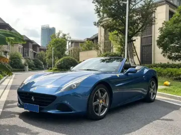2015 Ferrari California с пробегом 75 000 км