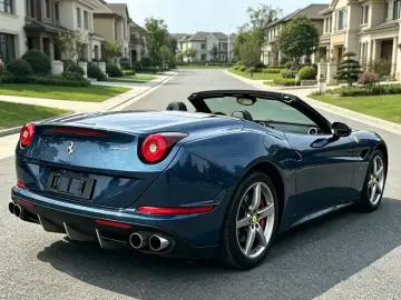 2015 Ferrari California с пробегом 75 000 км