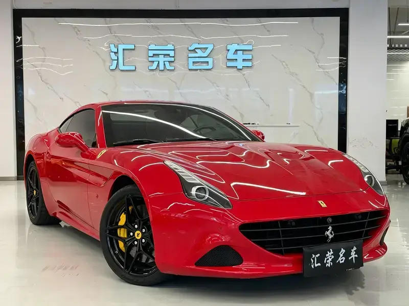 2015 Ferrari California с пробегом 28 000 км