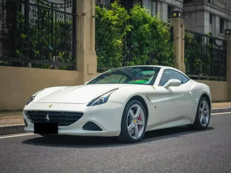 2015 Ferrari California с пробегом 58 000 км