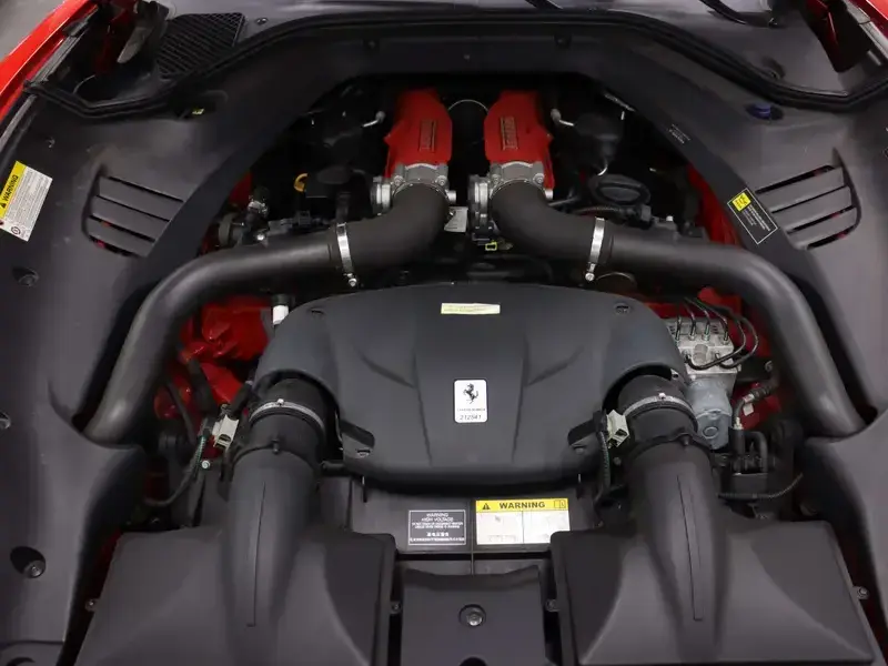 2015 Ferrari California с пробегом 11 000 км