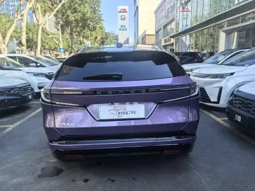 2025 Honda Ye P7 с пробегом 28 000 км