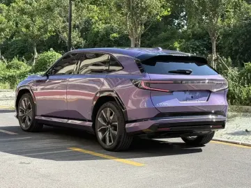 2025 Honda Ye P7 с пробегом 10 000 км