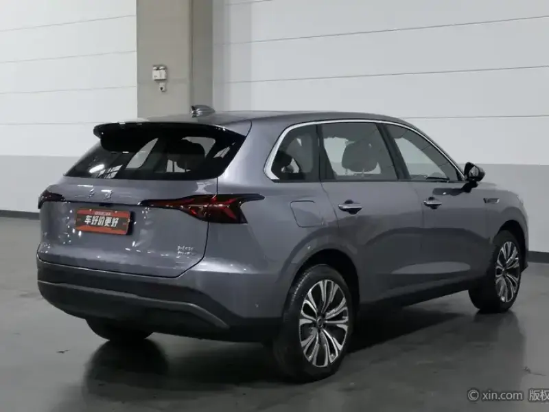 2026 Hongqi HS6 с пробегом 4 600 км