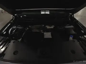 2026 Hongqi HS6 с пробегом 4 600 км