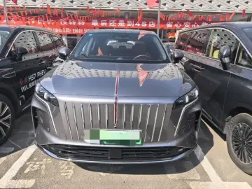 2026 Hongqi HS6 с пробегом 8 000 км