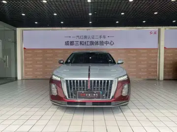 2025 Hongqi H5 с пробегом 31 000 км
