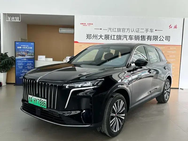 2026 Hongqi HS6 с пробегом 11 000 км