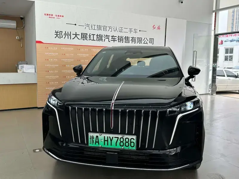 2026 Hongqi HS6 с пробегом 11 000 км
