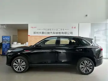 2026 Hongqi HS6 с пробегом 11 000 км