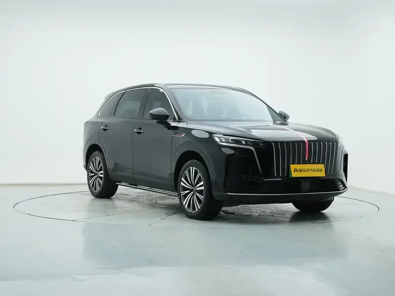 2026 Hongqi HS6 с пробегом 9 100 км