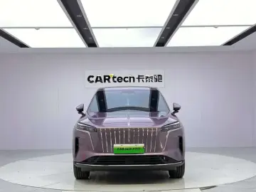 2026 Hongqi HS6 с пробегом 10 000 км