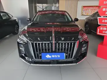 2025 Hongqi H5 с пробегом 5 000 км