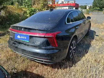 2025 Hongqi H5 с пробегом 9 000 км