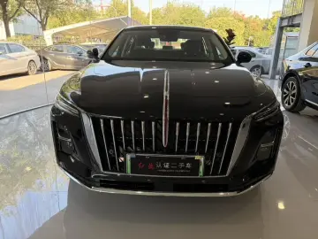 2025 Hongqi H5 с пробегом 7 500 км