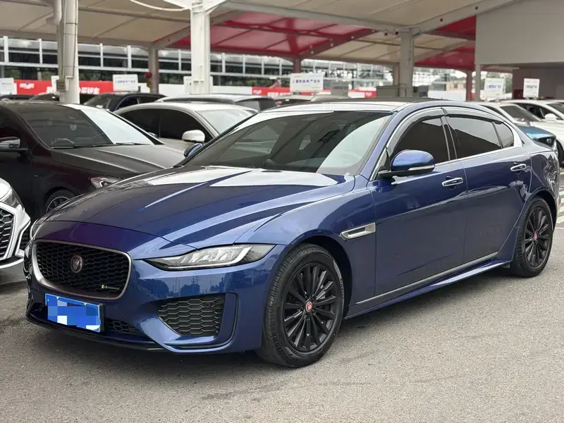 2021 Jaguar XE с пробегом 27 000 км