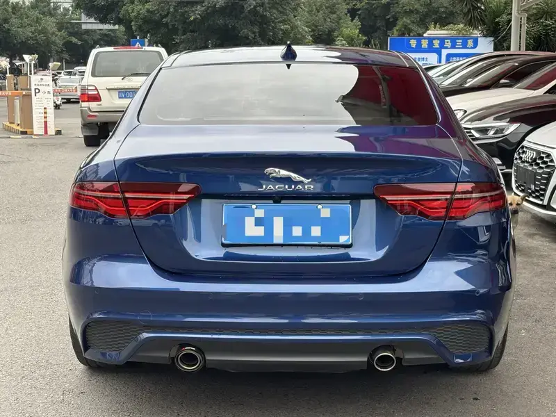 2021 Jaguar XE с пробегом 27 000 км