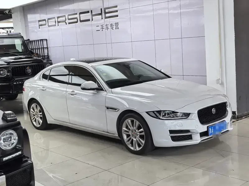 2019 Jaguar XE с пробегом 108 000 км