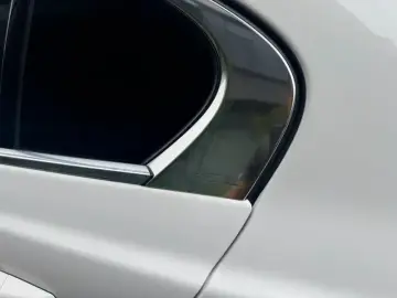 2019 Jaguar XE с пробегом 108 000 км