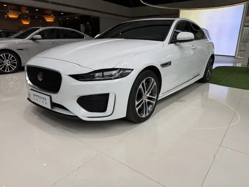 2024 Jaguar XE с пробегом 26 000 км