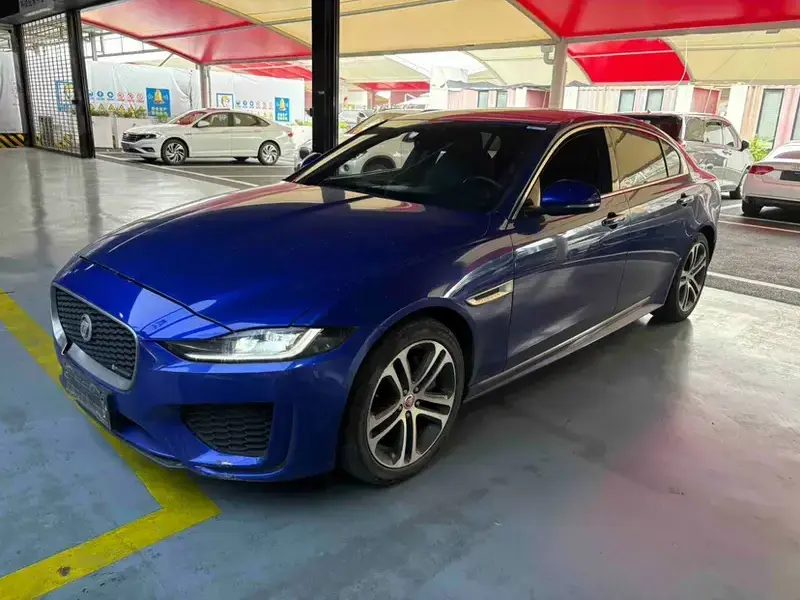 2020 Jaguar XE с пробегом 42 100 км