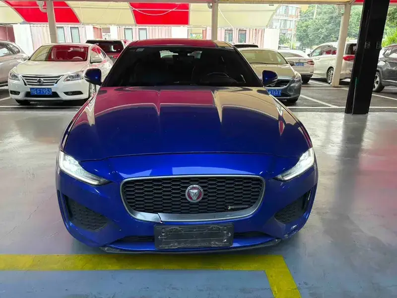 2020 Jaguar XE с пробегом 42 100 км
