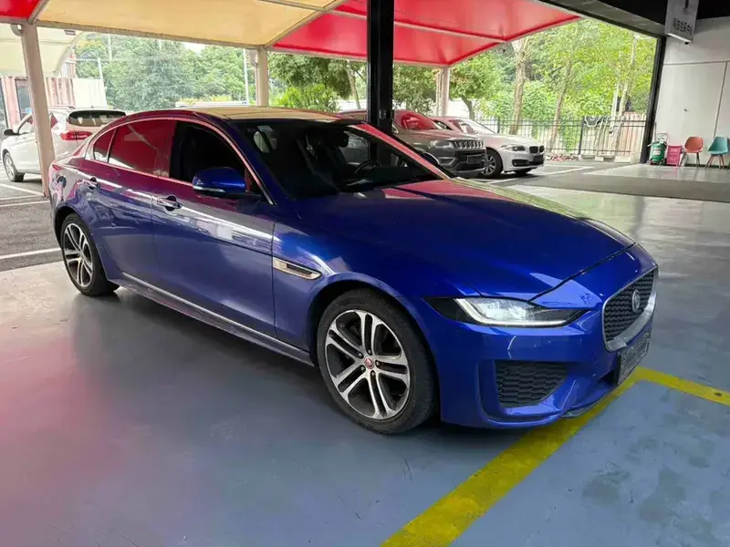 2020 Jaguar XE с пробегом 42 100 км