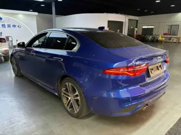 2020 Jaguar XE с пробегом 42 100 км