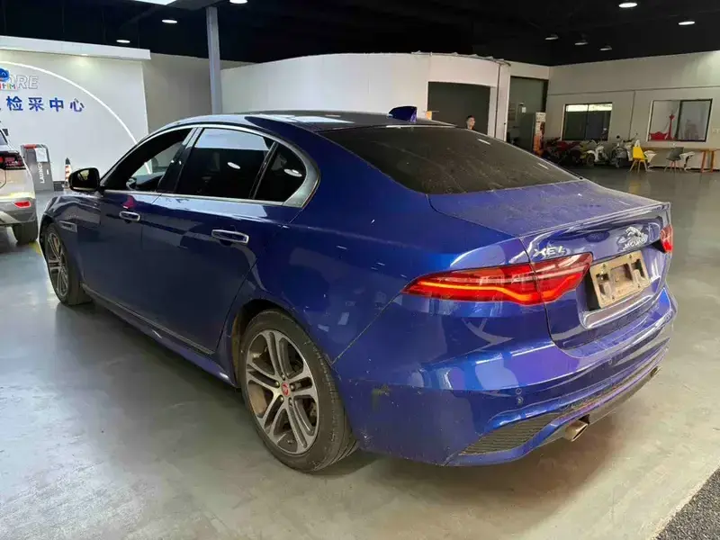 2020 Jaguar XE с пробегом 42 100 км